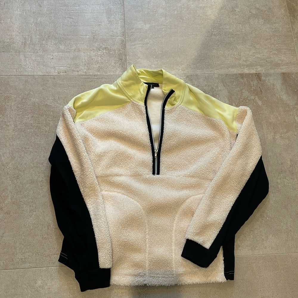 Fleece pullover